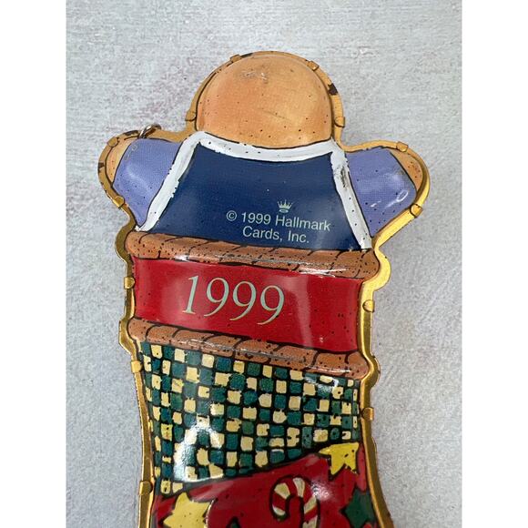 1999 Hallmark Dad/ Pressed Tin‎ Gingerbread Man in Stocking - Picture 3 of 6